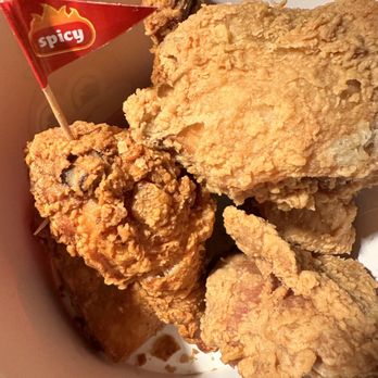 Jollibee - Half and half chicken - Filipino Near Me - Chantilly, Virginia