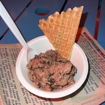 Jeni's Splendid Ice Creams - Texas sheet cake - Ice Cream & Frozen Yogurt Near Me - Tampa, Florida Jeni's Splendid Ice Creams - Texas sheet cake - Ice Cream & Frozen Yogurt Near Me - Tampa, Florida