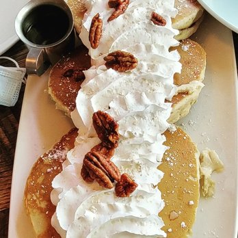 Happiest Hour - Pecan pancakes - Cocktail Bars Near Me - Dallas, Texas