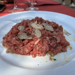 Orestino - Beef tartare which they prepare at your table