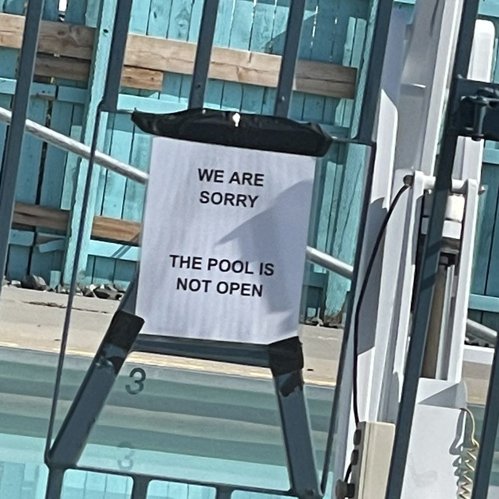 Rodeway Inn - Pools closed . Should say that when booking online - Hotels Near Me - Hardin, Montana Rodeway Inn - Pools closed . Should say that when booking online - Hotels Near Me - Hardin, Montana