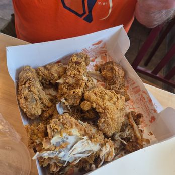 Popeyes Louisiana Kitchen - Old chicken - Fast Food Near Me - Everett, Washington Popeyes Louisiana Kitchen - Old chicken - Fast Food Near Me - Everett, Washington