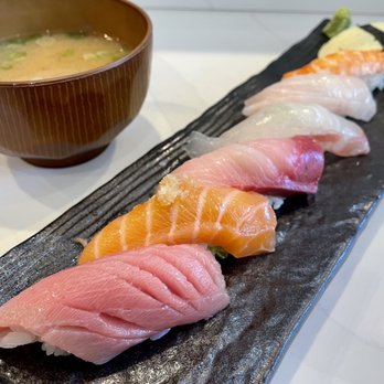 Ari Sushi - Ari lunch sushi combo - Sushi Bars Near Me - Dublin, California