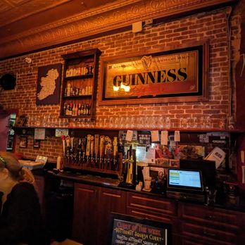 Celtic Ray Irish Pub - Irish Near Me - Punta Gorda, Florida