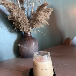 Iced Vanilla Latte Iced Vanilla Latte