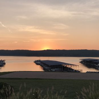 Fourwinds Lakeside & Marina - Resorts Near Me - Bloomington, Indiana Fourwinds Lakeside & Marina - Resorts Near Me - Bloomington, Indiana