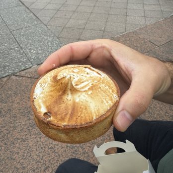 The French Bastards - Lemon meringue cooked perfectly - Bakeries Near Me - Paris, 75