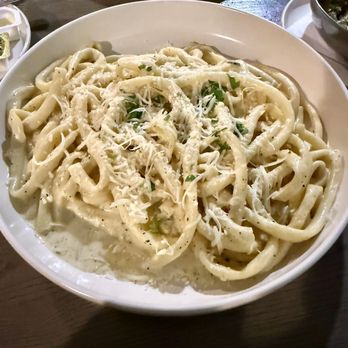 Marconi Mercato - Bucatini Cacio E Pepe - Italian Near Me - St. Louis, Missouri Marconi Mercato - Bucatini Cacio E Pepe - Italian Near Me - St. Louis, Missouri