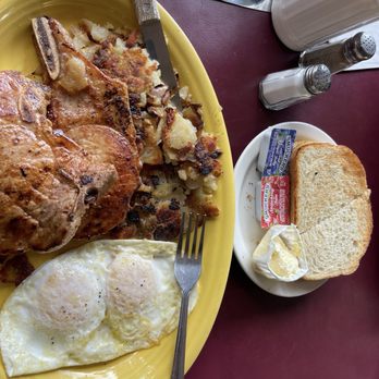 Molly's Souper - Two pork chops eggs potatoes and sourdough bread - Breakfast & Brunch Near Me - Upland, California