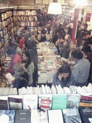 Llibreria la Central by null