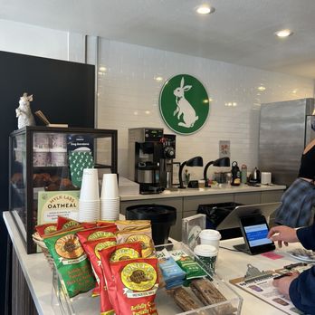 Lucky’s Coffee Roasters - Counter - Coffee Roasteries Near Me - Upland, California