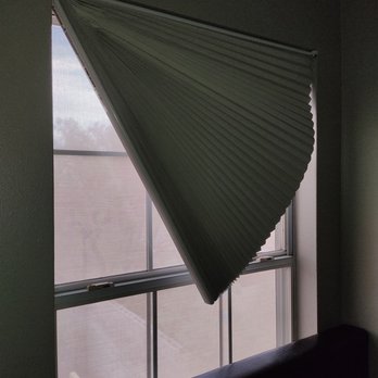 3 Day Blinds - The string broke so the blind will always look like this.  Throwing it in the trash. - Shades & Blinds Near Me