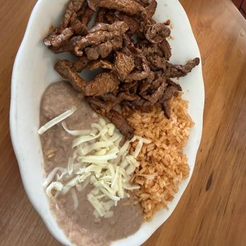Solazo Taqueria - Kid's Plate with Carne Asada (Steak) - Mexican Near Me - Jacksonville, Florida Solazo Taqueria - Kid's Plate with Carne Asada (Steak) - Mexican Near Me - Jacksonville, Florida