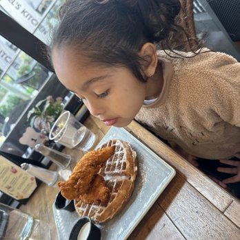 Rafael's Kitchen - Breakfast & Brunch Near Me - Santa Ana, California