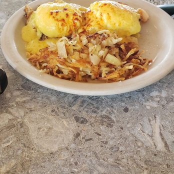 The Stuffed Pig - Seafood Benedict - Breakfast & Brunch Near Me - Marathon, Florida