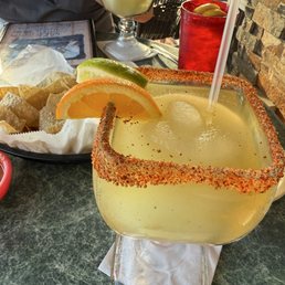 Jumbo Gold margarita (ask for half & half frozen/on the rocks)
