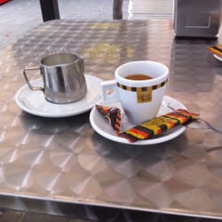 Pim Pam Puum - Cafelito y detalle galletita