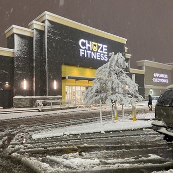 Chuze Fitness - Gyms Near Me - Thornton, Colorado