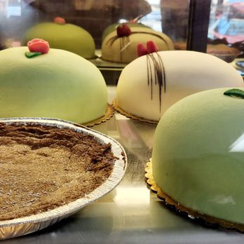 Berolina Bakery & Pastry Shop - Bakeries Near Me - Glendale, California Berolina Bakery & Pastry Shop - Bakeries Near Me - Glendale, California