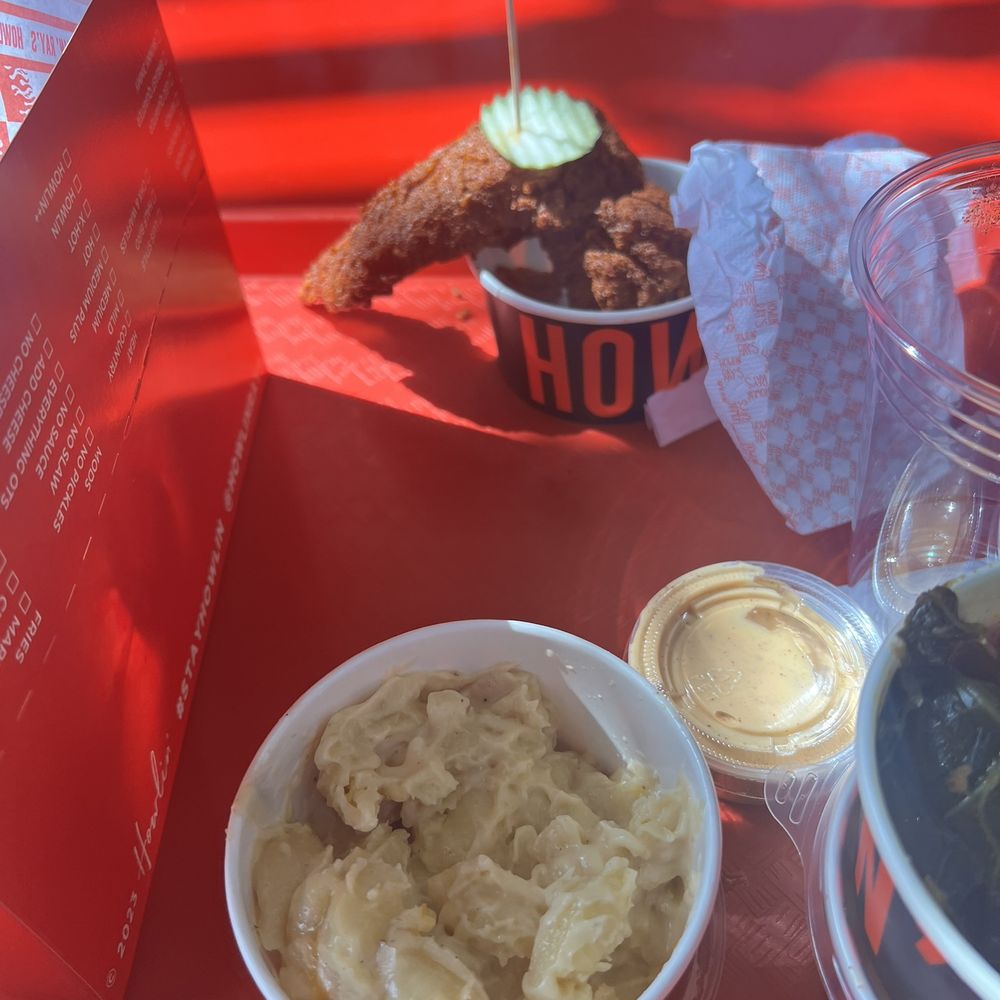 Howlin' Ray's - Shells and Cheese(mac) and Wing with comeback sauce. - Southern Near Me - Pasadena, California Howlin' Ray's - Shells and Cheese(mac) and Wing with comeback sauce. - Southern Near Me - Pasadena, California