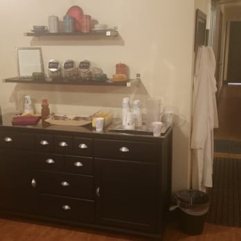 Indulgences Day Spa - Refreshment bar - Massage Near Me - Denver, Colorado Indulgences Day Spa - Refreshment bar - Massage Near Me - Denver, Colorado