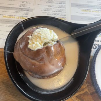 HashTAG - Highlands Ranch - Big Cast Iron Cinnamon Roll - Breakfast & Brunch Near Me - Highlands Ranch, Colorado HashTAG - Highlands Ranch - Big Cast Iron Cinnamon Roll - Breakfast & Brunch Near Me - Highlands Ranch, Colorado
