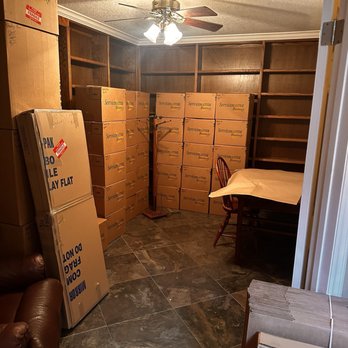 Quickmove 4 Less - We pack a day before the actual move, this is going to TX - Movers Near Me Quickmove 4 Less - We pack a day before the actual move, this is going to TX - Movers Near Me