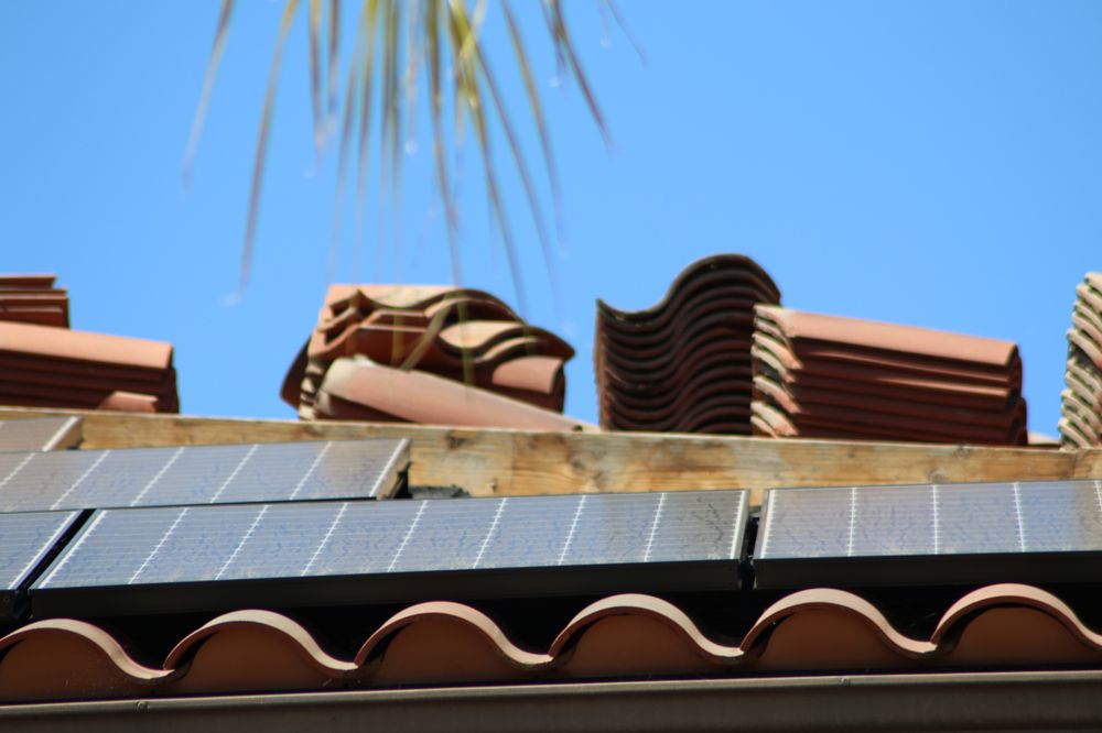 Slide of August Roofing & Solar