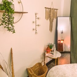 The Austin Aesthetica