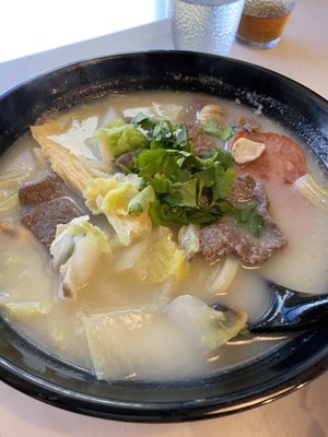 Deer Garden Signatures Soupe et Nouilles Restaurant by null