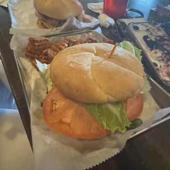 Fried Tater Cafe - Havarti mushroom burger - Southern Near Me - Rockvale, Tennessee Fried Tater Cafe - Havarti mushroom burger - Southern Near Me - Rockvale, Tennessee