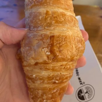 La Monarca Bakery & Cafe - Cheese filled croissant - Coffee & Tea Near Me - Los Angeles, California
