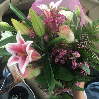 Christopher Flowers - They smell amazing! - Florists Near Me - Richmond, Virginia Christopher Flowers - They smell amazing! - Florists Near Me - Richmond, Virginia