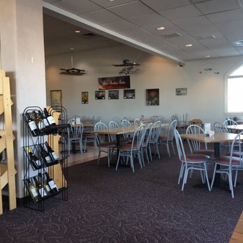 Happy Landing Restaurant & Pub - the dining area - American Near Me - Twin Falls, Idaho Happy Landing Restaurant & Pub - the dining area - American Near Me - Twin Falls, Idaho