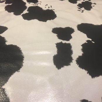 Maureen's Kitchen - Moo tablecloth - Breakfast & Brunch Near Me - Smithtown, New York
