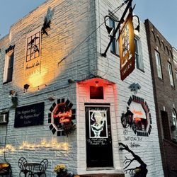 Annabel Lee Tavern