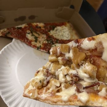 Little Gio's Pizza - Chicken bacon ranch slice - Pizza Near Me - New York, New York