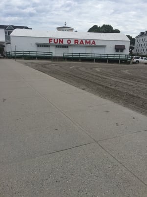 Fun-O-Rama by null