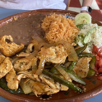 La Siesta Taqueria - Chicken fajitas - Mexican Near Me - Winter Haven, Florida