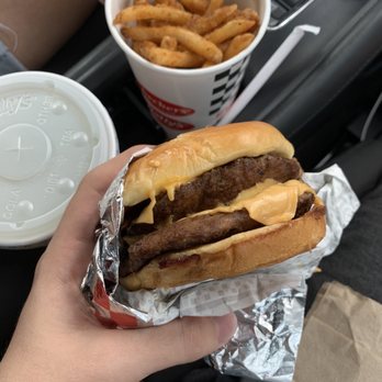 Checkers - Burgers Near Me - Miami, Florida Checkers - Burgers Near Me - Miami, Florida