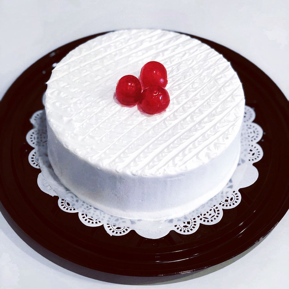 KRISTOFFER’S CAKES 44 Photos & 51 Reviews 1735 W 35th St, Chicago