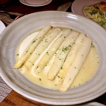 Il Nido - White asparagus Amazing!! - Desserts Near Me - Marlboro, New Jersey