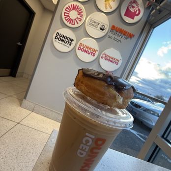 Dunkin' - Woooo! - Coffee & Tea Near Me - Quincy, Massachusetts Dunkin' - Woooo! - Coffee & Tea Near Me - Quincy, Massachusetts
