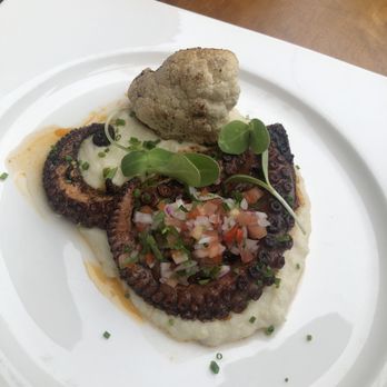 Nuna Kitchen & Bar - Octopods & cauliflower purée - International Near Me - Toronto, Ontario