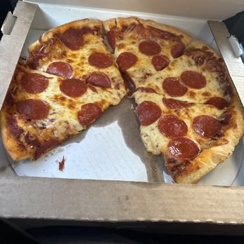 Dennis Carry-Outs - Pizza Near Me - Chicago, Illinois Dennis Carry-Outs - Pizza Near Me - Chicago, Illinois