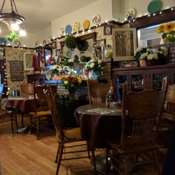 Molly's Souper - Adorable decor - Breakfast & Brunch Near Me - Upland, California