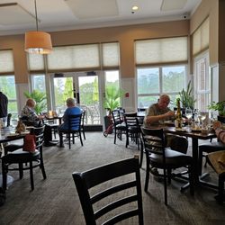 River Grille - Indoor dining
