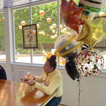 PoP!  Balloons - Custom balloon bouquet - Balloon Services Near Me