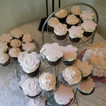 Nicole Bakes Cakes - Custom Cakes Near Me Nicole Bakes Cakes - Custom Cakes Near Me