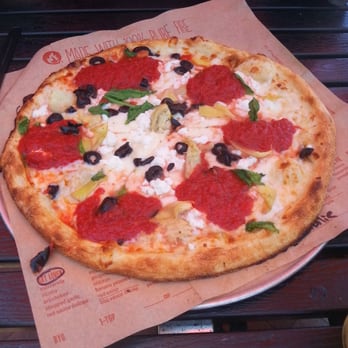 Blaze Pizza - Art lover with extra cheese, spinach, and olives yum - Pizza Near Me - Irvine, California Blaze Pizza - Art lover with extra cheese, spinach, and olives yum - Pizza Near Me - Irvine, California